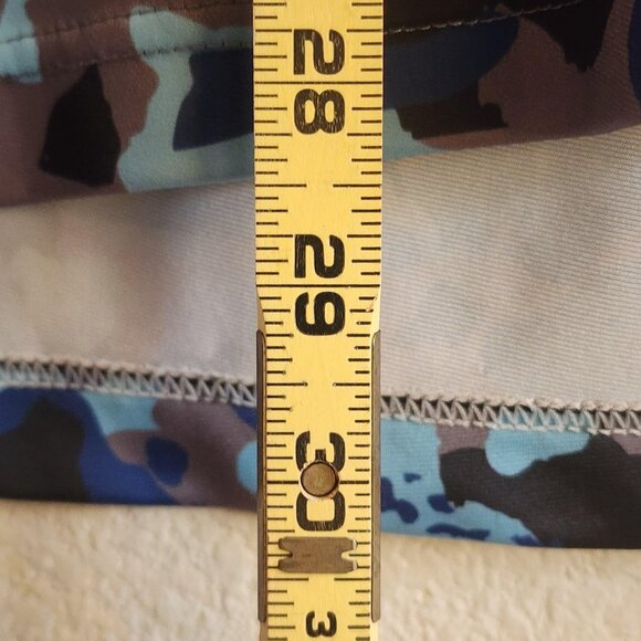 Oahu Golf Shirt Mens XS Blue Brown Camo Pattern Performance Polo Lightweight - Picture 9 of 10